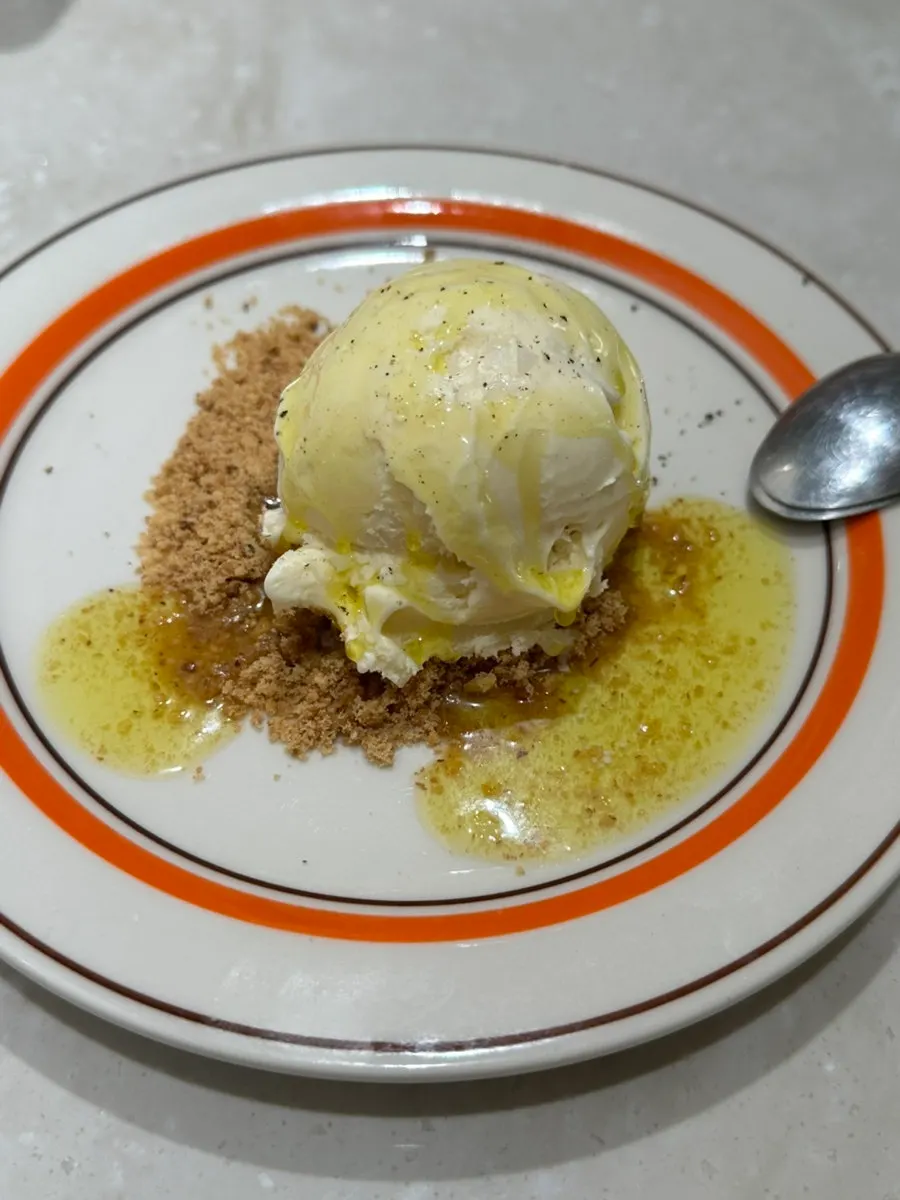Ice cream with Maldon salt and crunch