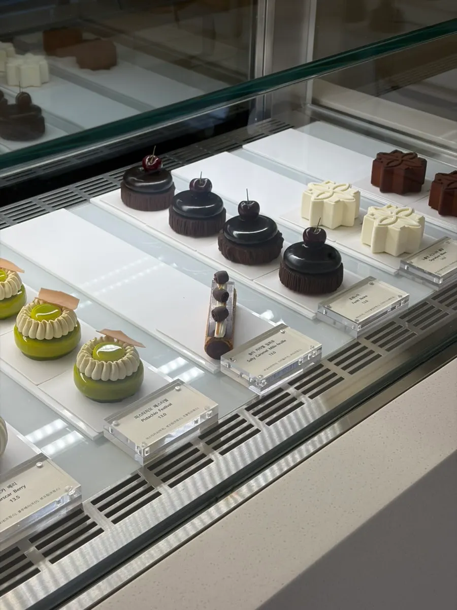 Notldun dessert selection