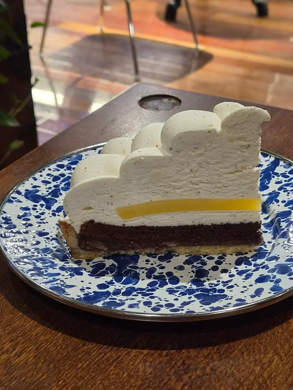 Lemon tart topped with Earl Grey cream