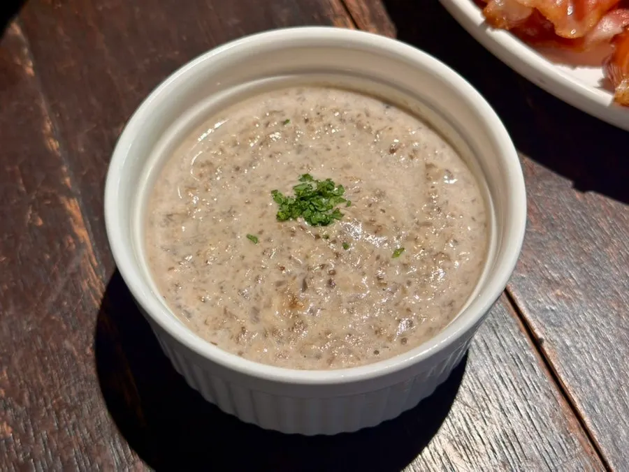 건더기가 씹히는 양송이 미니 스프