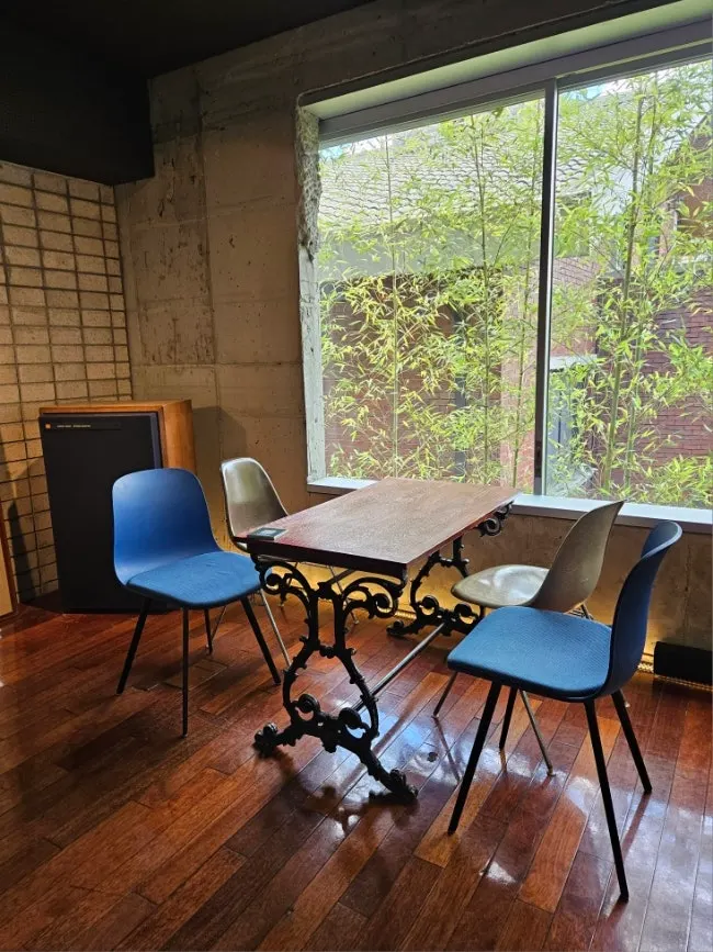 서원안길 합정 2층 단체석 좌석