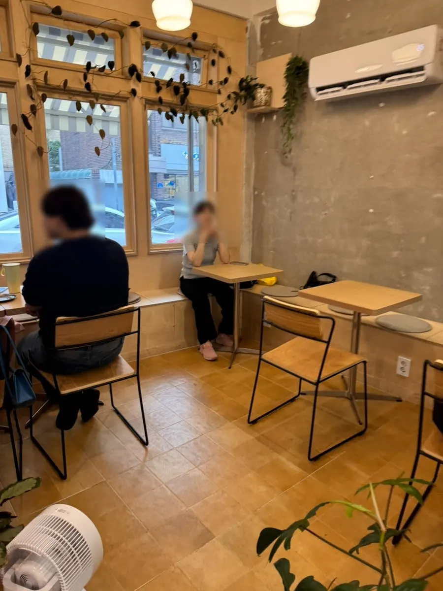 세세커피 르뱅쿠키 진열대