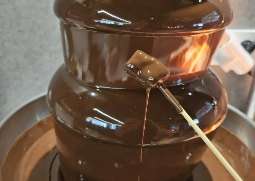 Dessert display case