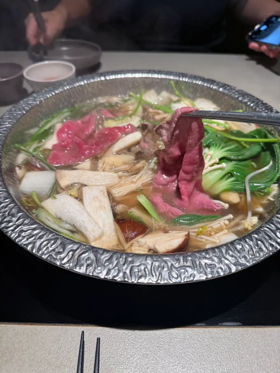 맑은버섯 육수 냄비
