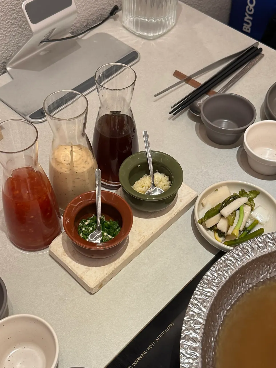 Tiga jenis sos shabu-shabu