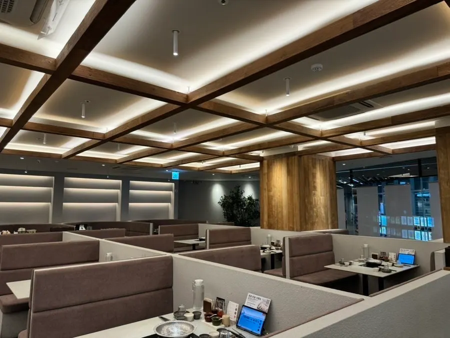 Generously spaced tables at Shabu in Seoul Hapjeong Branch