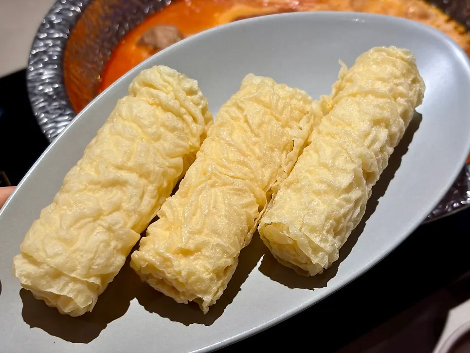 Meat and vegetables wrapped in rice paper