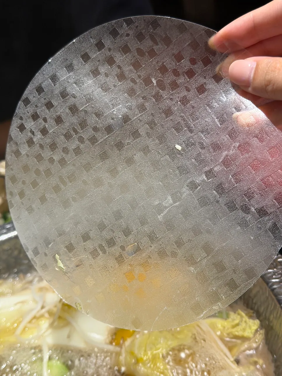 육수에 살짝 익힌 부드러운 샤브샤브 고기