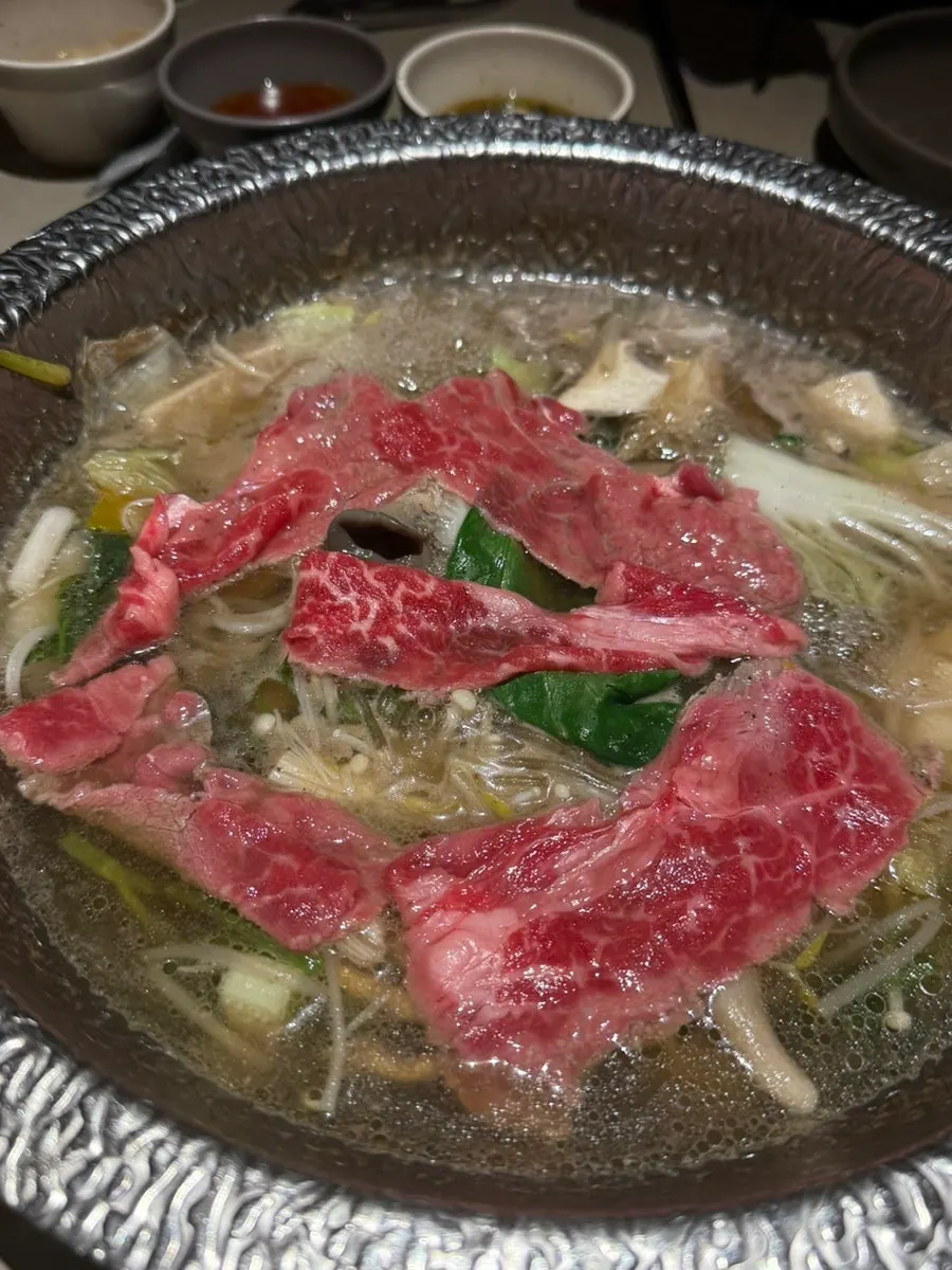 선홍빛 프라임앵거스 살치살 클로즈업