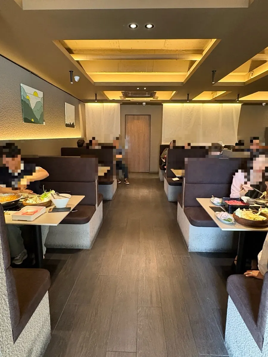 Tidy interior seating in the dining hall