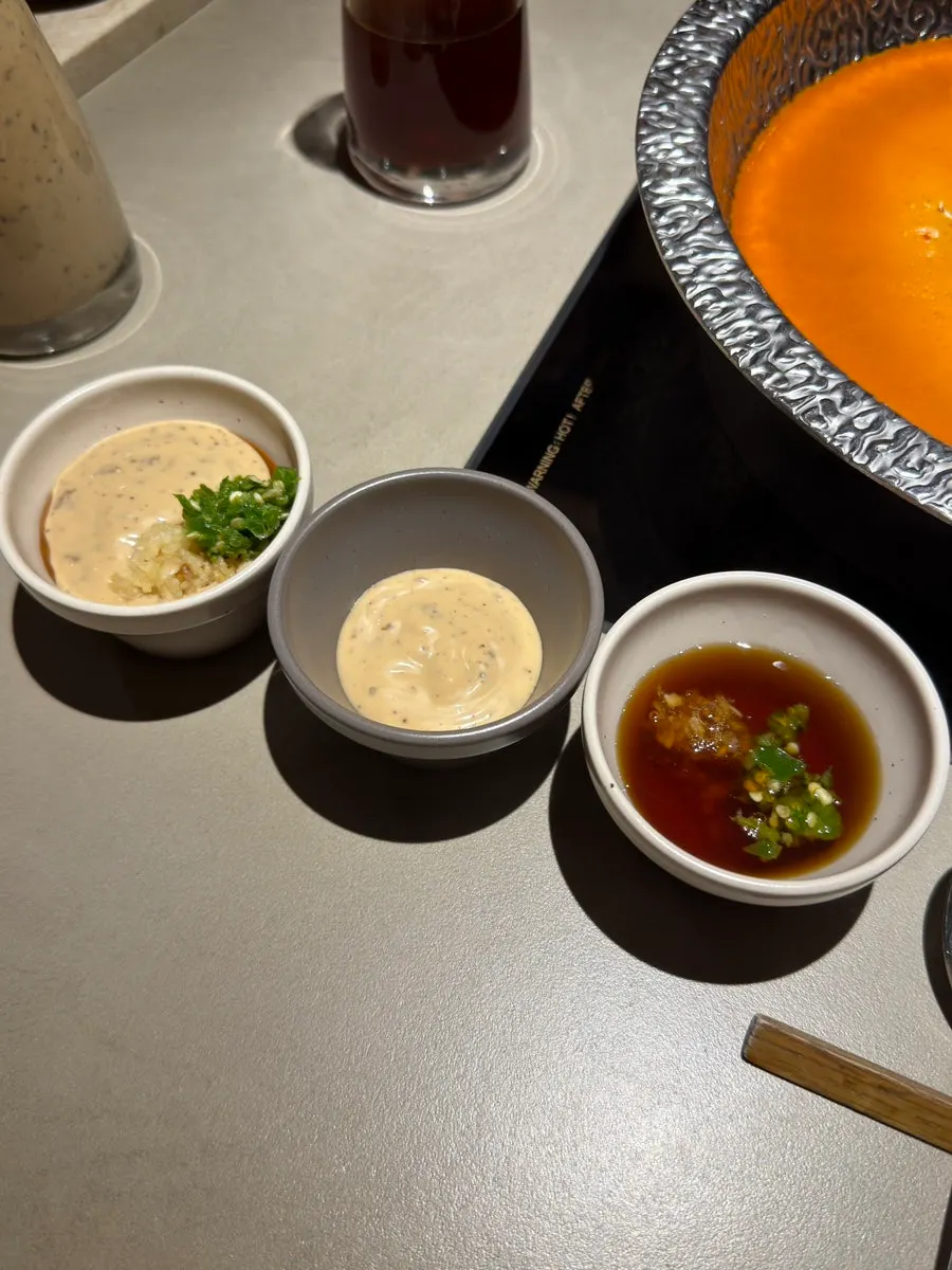 Shabu sauce mixed from chili sauce and sesame sauce