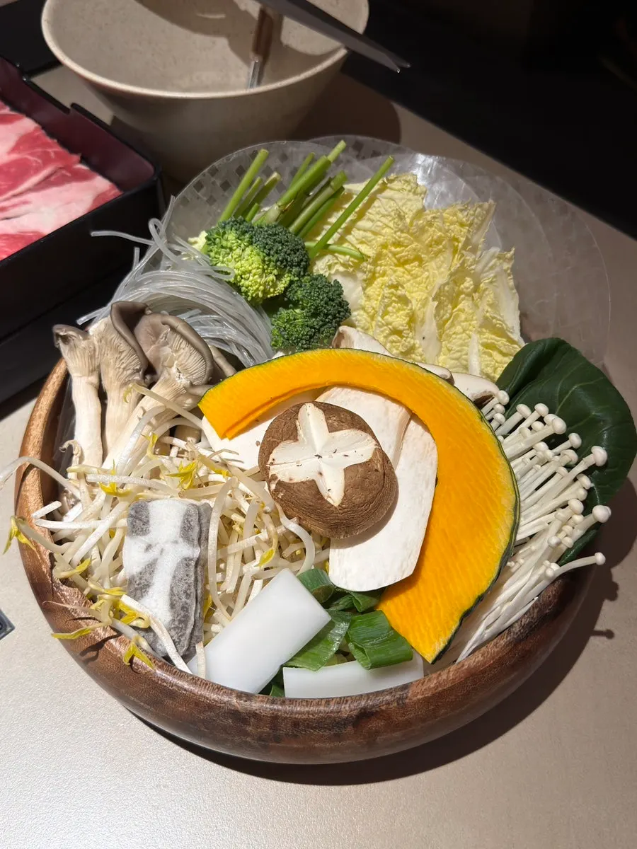 Basic side dish of radish, garlic scape, and young radish pickles