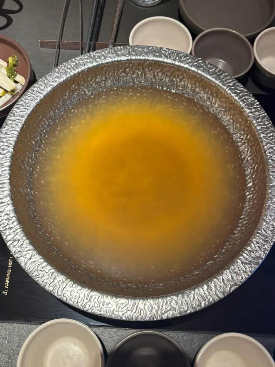 Plate of Grade 1 black pork neck shabu set