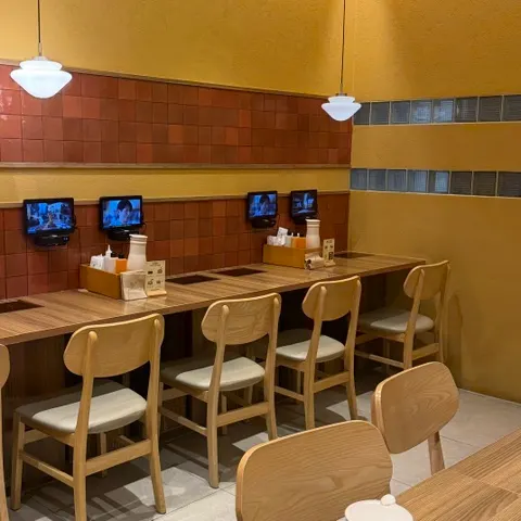 샤브토랑 장안점 1인 1인덕션 테이블 좌석
