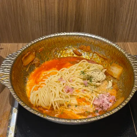 로제파스타처럼 색이 오른 얼큰 크림파스타