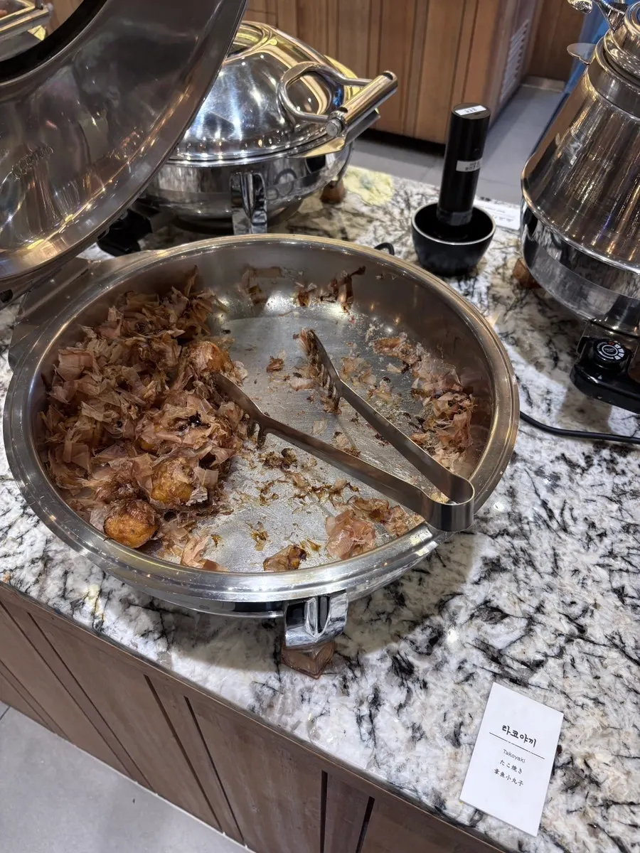 A plate from the meal corner