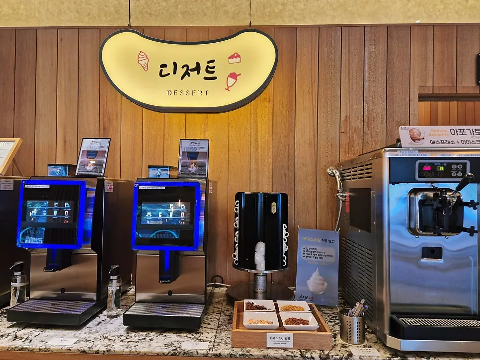 Automatic unlimited draft beer machine and drinks zone