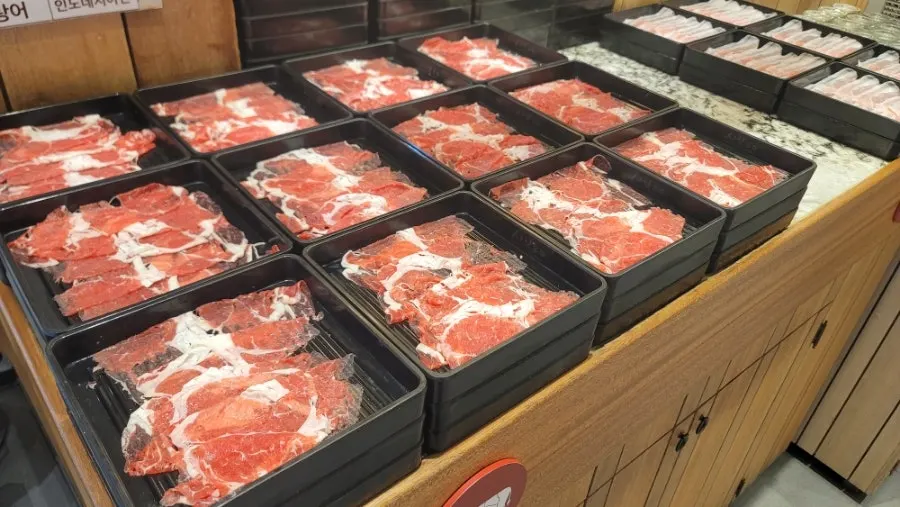 Plate of thinly sliced meat for shabu-shabu