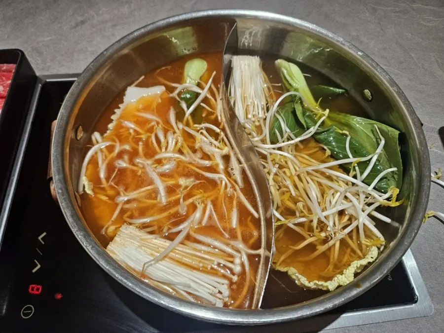 평일 점심특선 한정 메뉴 안내판
