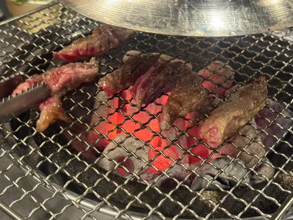 Instructions on how to eat the meat