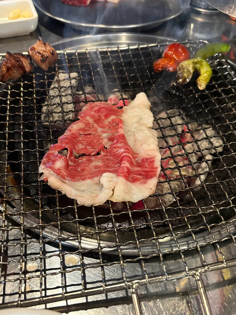 계속 손이 가는 어깨살 구이 불판
