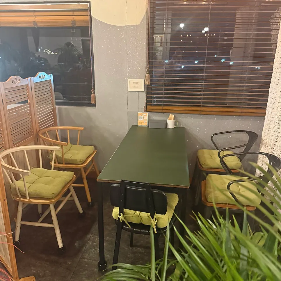 샤슬릭 마산점 내부 분위기