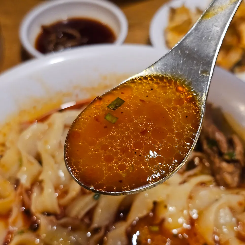 Thick beef chunks in the beef knife-cut noodles