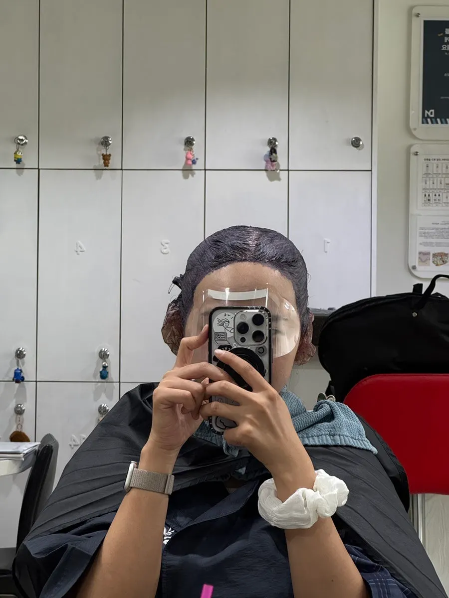 애쉬브라운 염색약 도포 후 대기