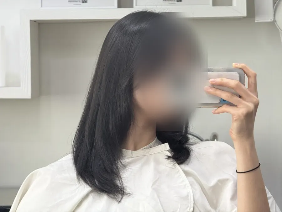 결이 정리된 쇄골 아래 기장 레이어드컷