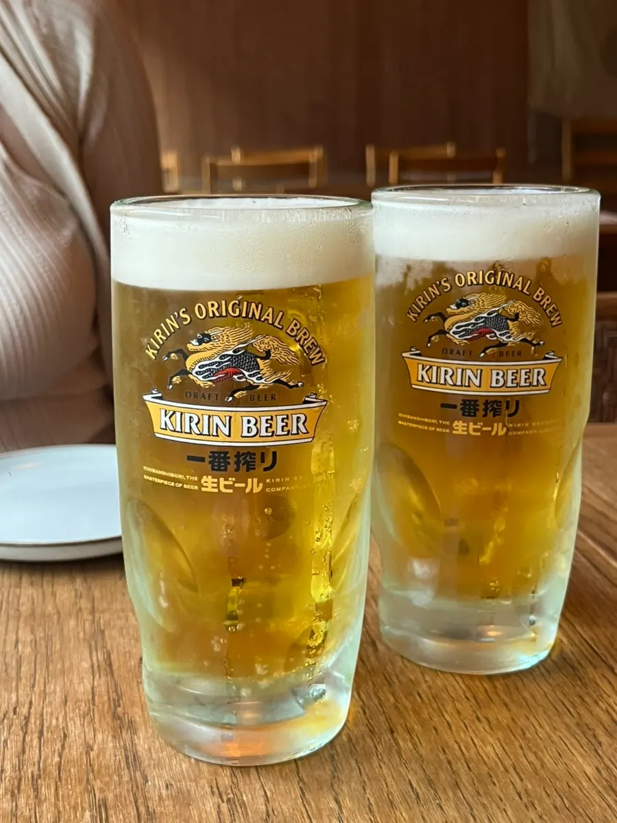 거품 비율 좋은 기린생맥주 두 잔