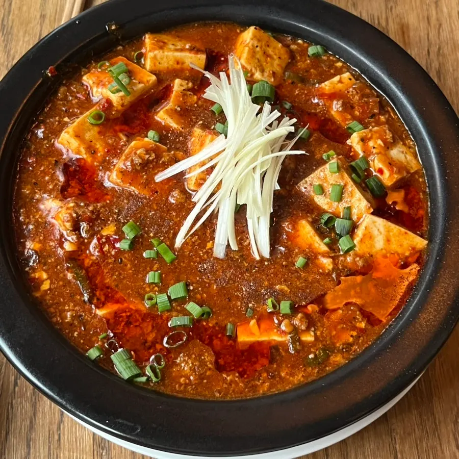 꼬들밥이 함께 나온 시그니처 마파두부