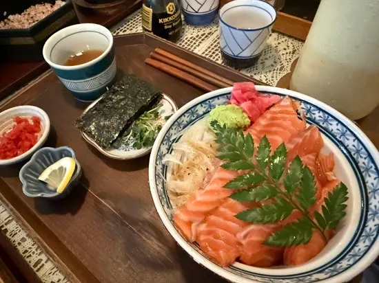 Sugiyaki han-sang dengan mi udon