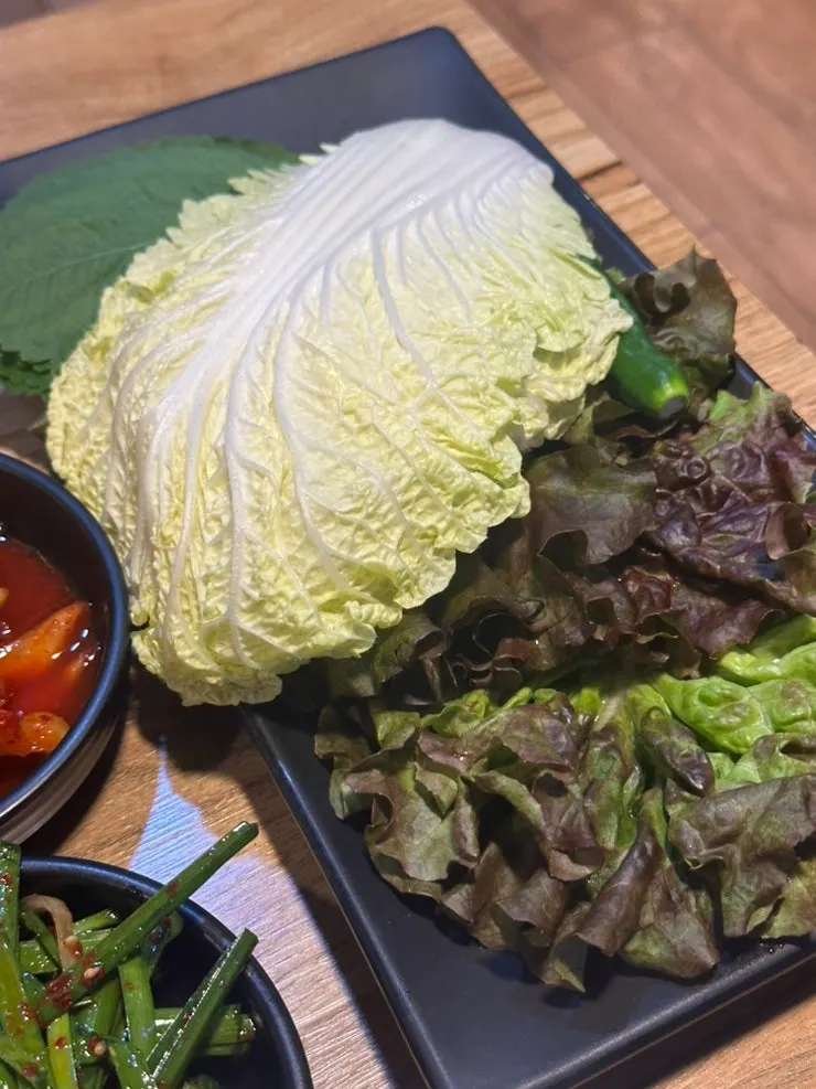 Close-up of a chewy-skinned piece of jokbal