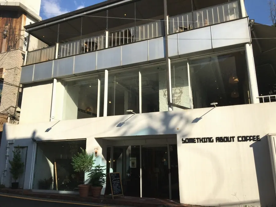 Exterior view of Something About Coffee near Sinnonhyeon Station