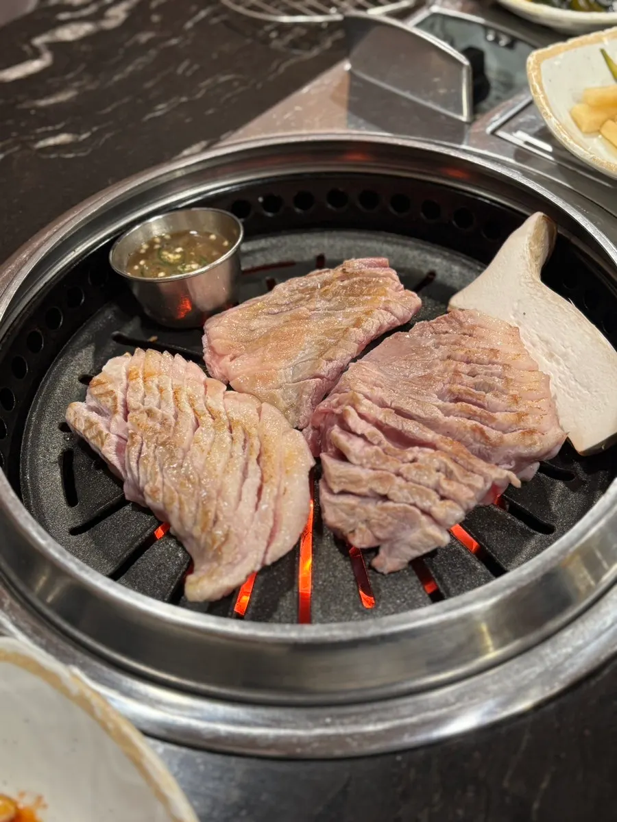 Close-up of scored black pork geun-gogi