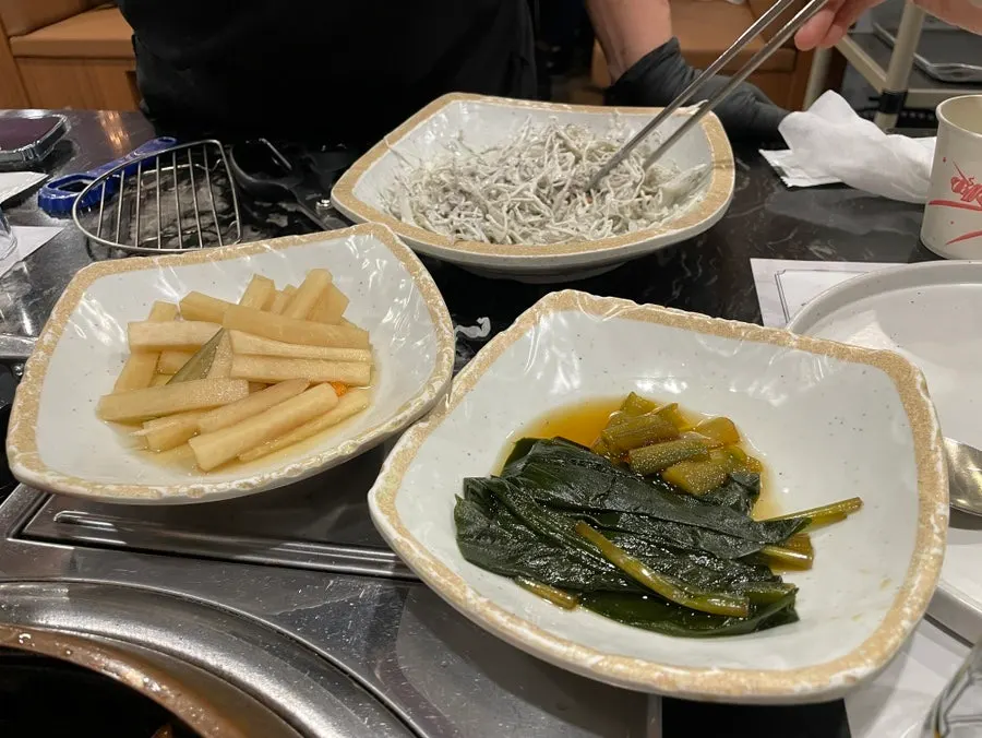 Basic side dishes that aren't heavily seasoned