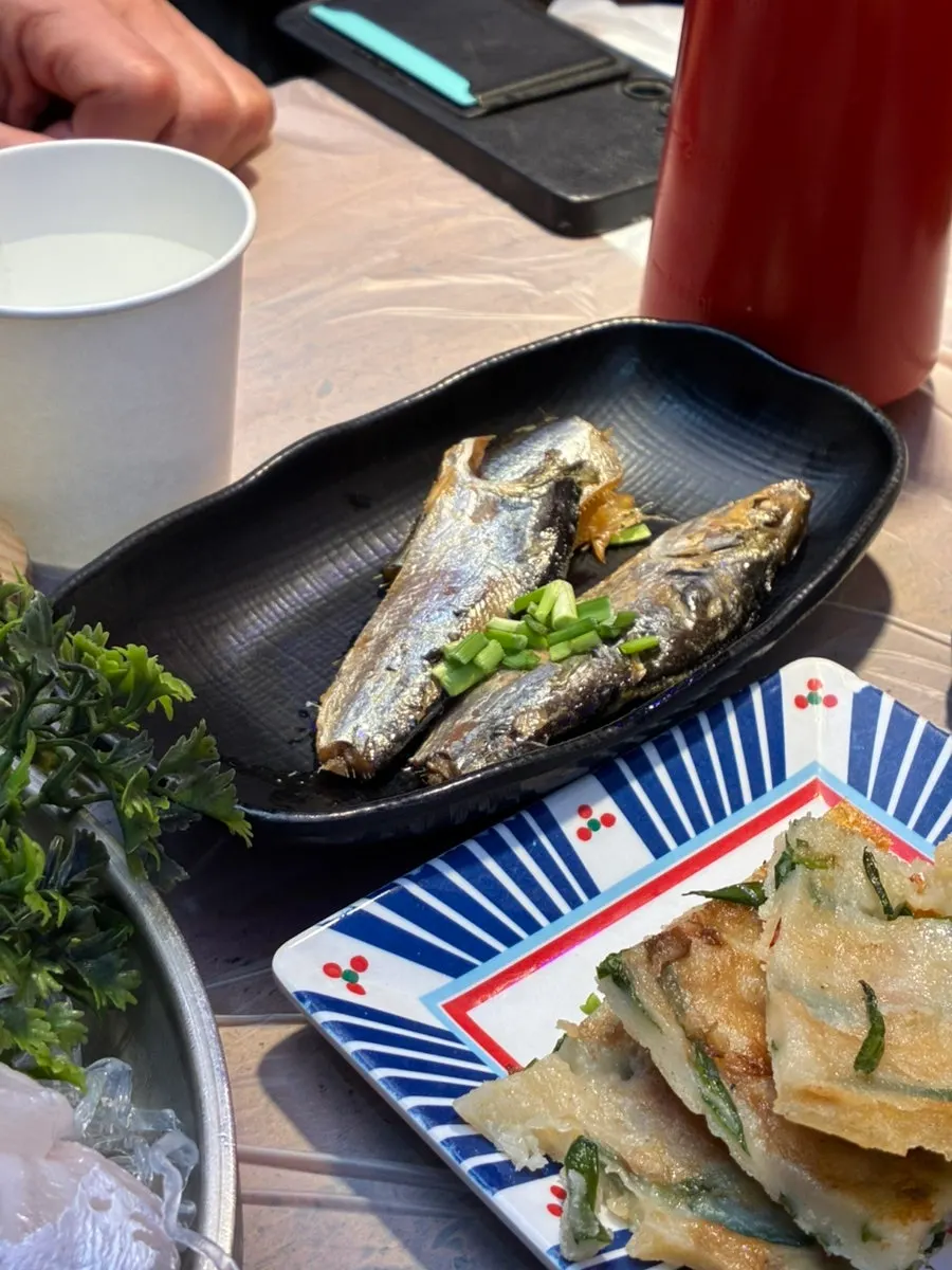 신통영 경성대점 제철 해산물 상차림