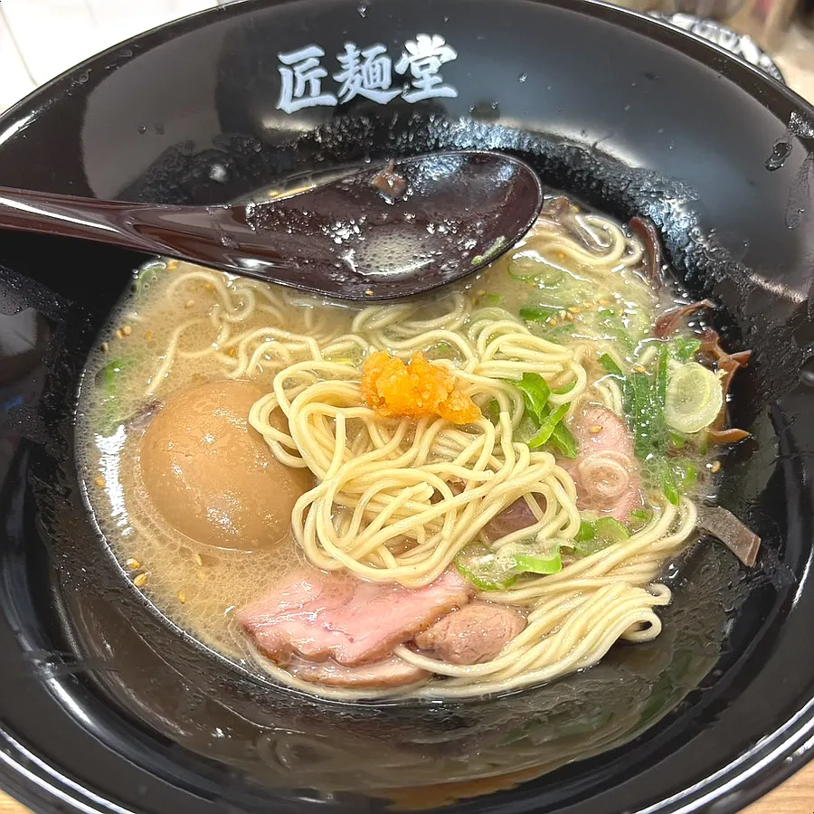 Tonkotsu ramen with garlic added to the broth
