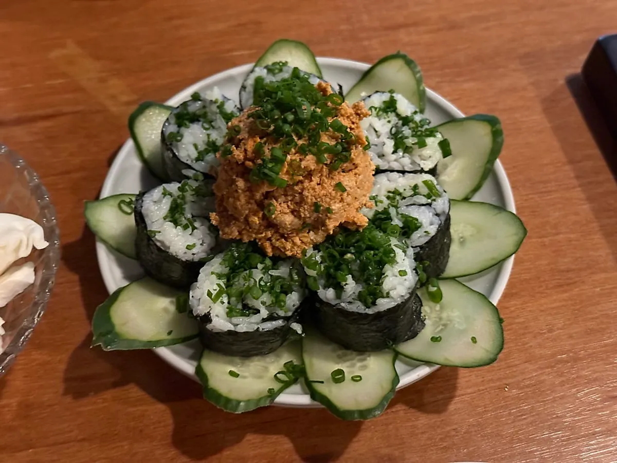 안키모를 올린 아귀간 소금김밥