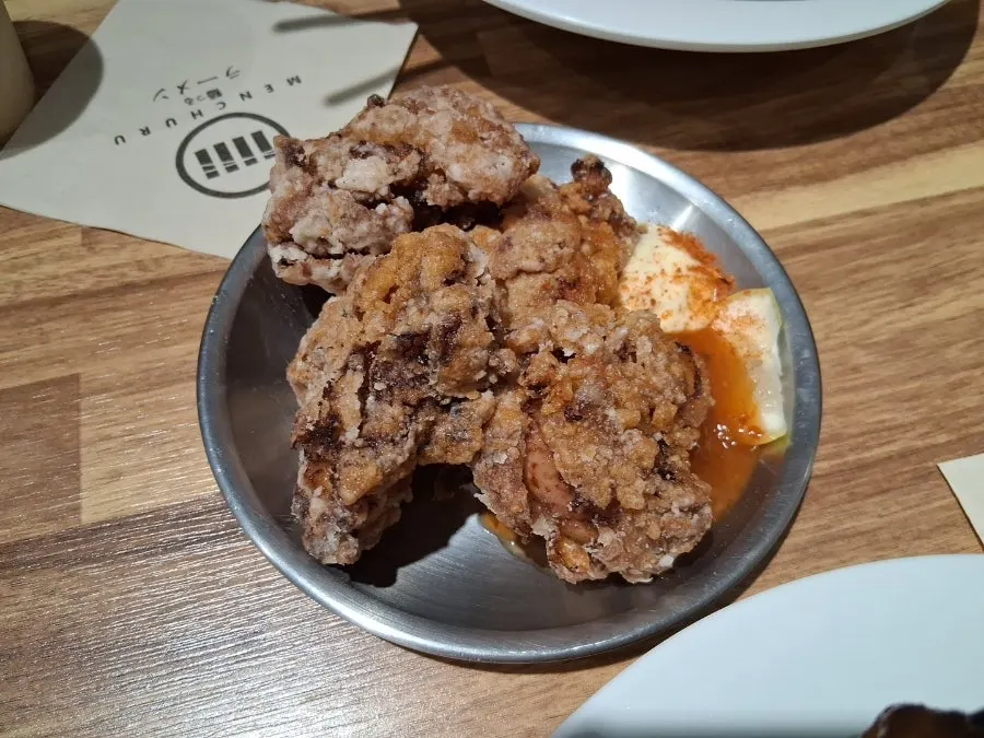 멘츠루 수제가라아게 메뉴
