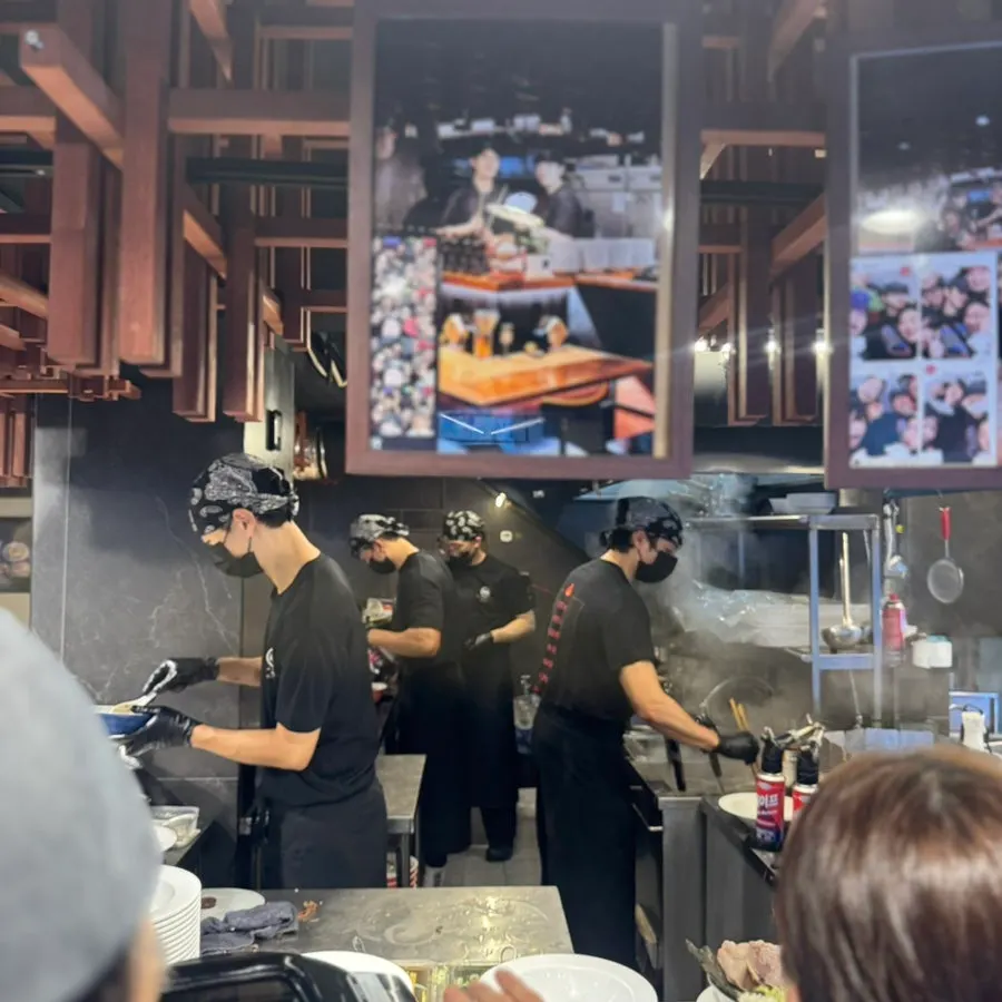 Mentsuru ramen restaurant near City Hall Station