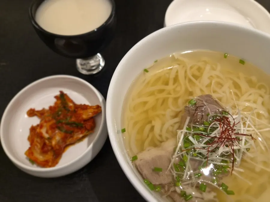 탄백 식사 후 남은 상차림