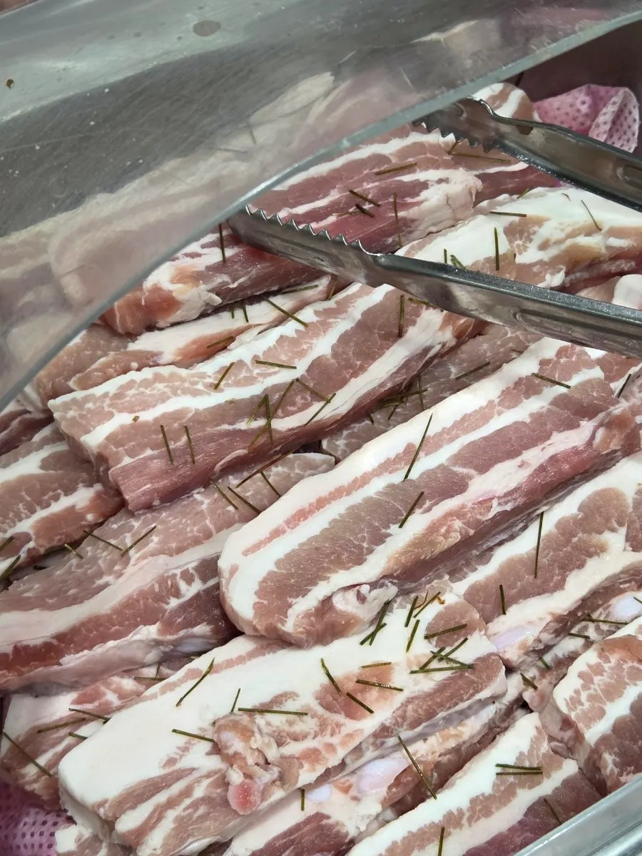 Full view of the meat section at the unlimited refill self-bar