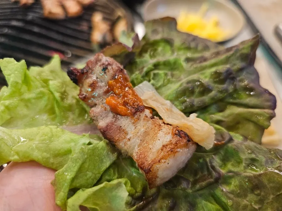 Grilled pork belly with side dishes