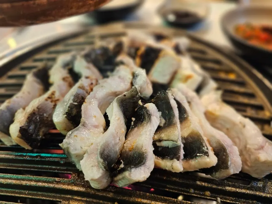 Finishing an unlimited freshwater eel meal