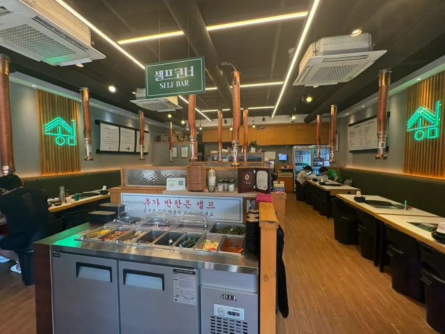Entrance of Songnim Bok Jangeo's Siheung Baegot branch