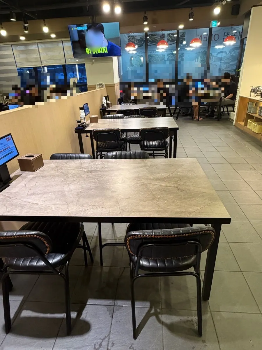 Dining hall with several tables