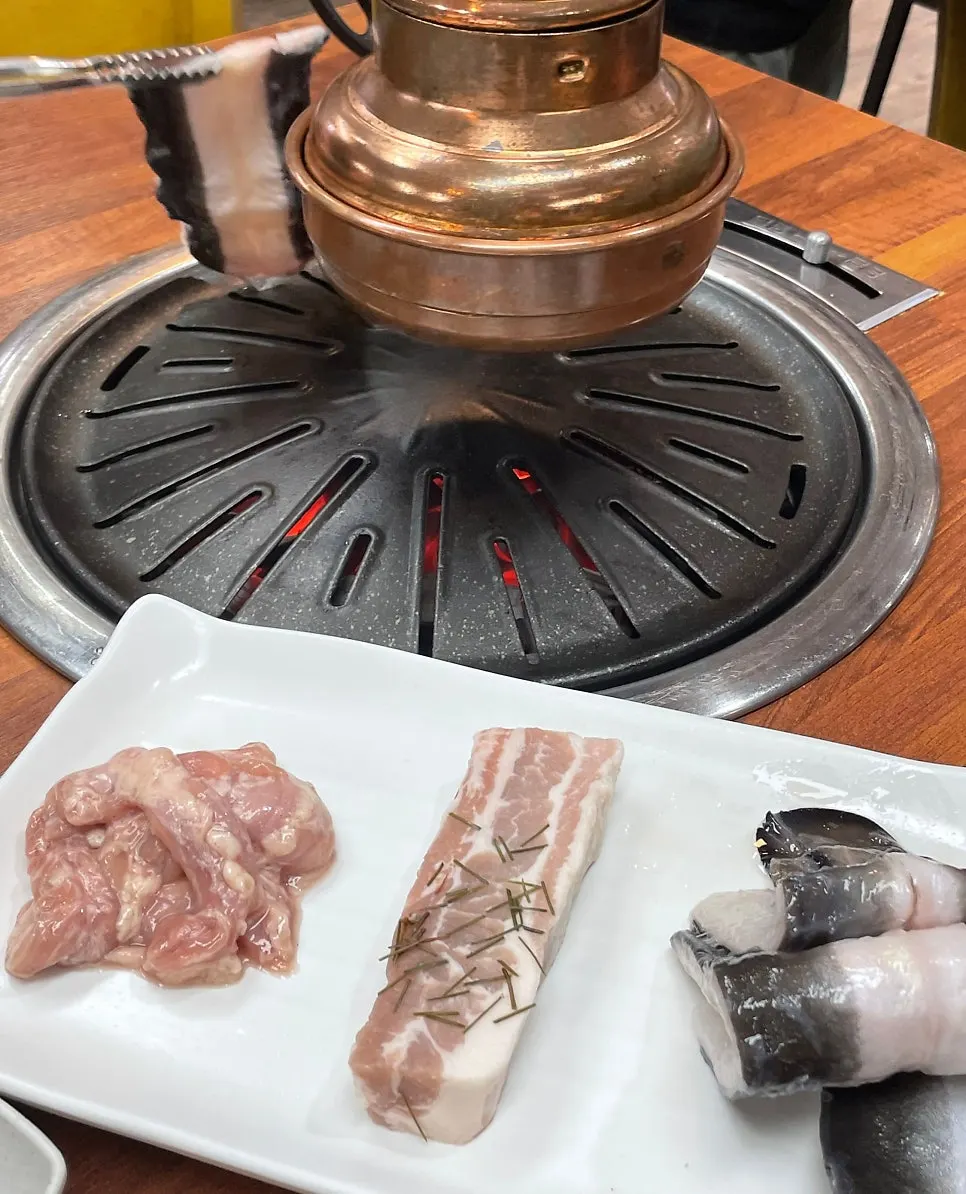 민물장어와 고기 무한리필 마무리 사진