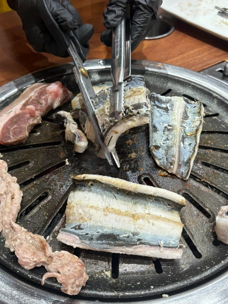 노릇하게 구워진 장어