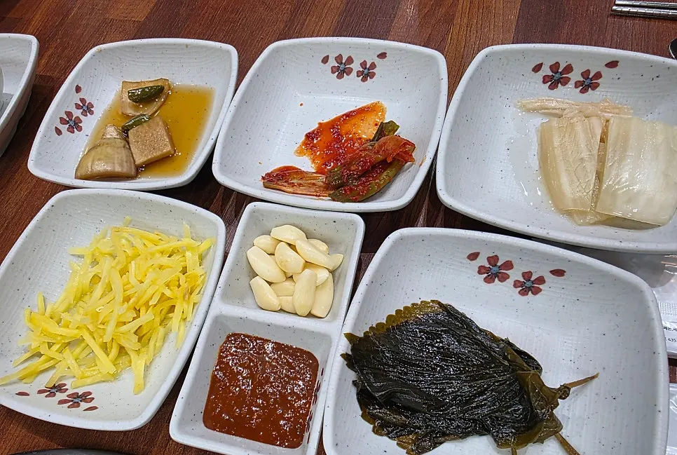 Unlimited eel self-service bar selection